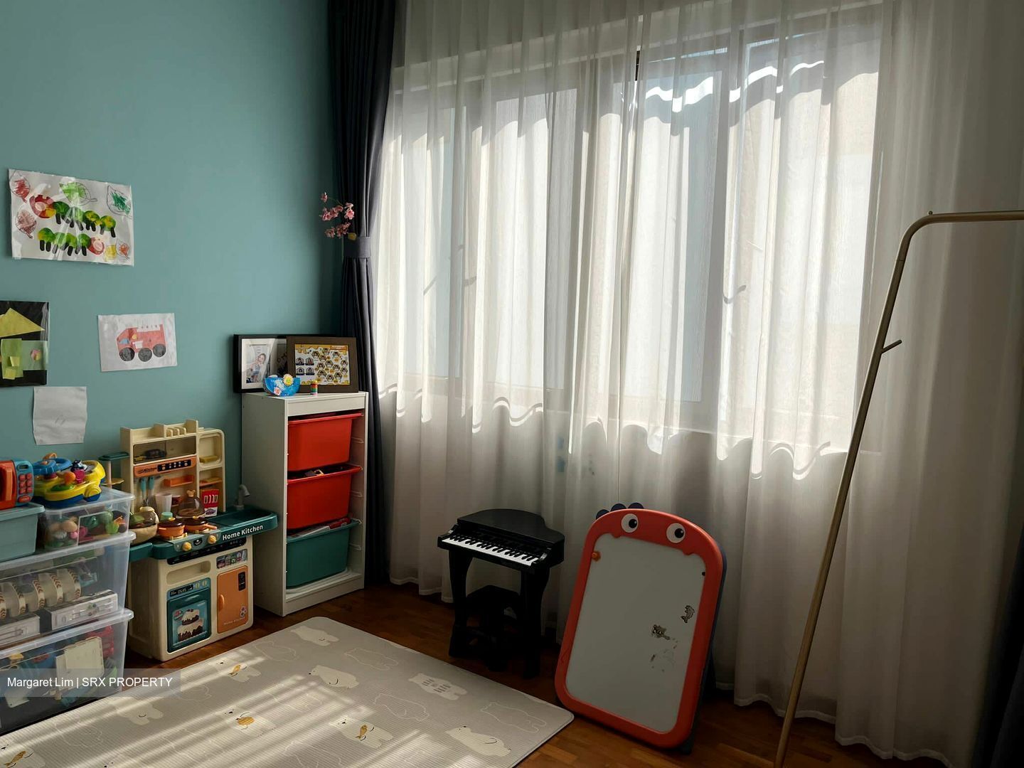 Dmanor (D16), Terrace #395065761